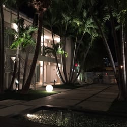 1818 Meridian House 21 Photos 17 Reviews Hotels 1816 Photo Of 1818 Meridian House Miami Beach Fl United States Little Garden