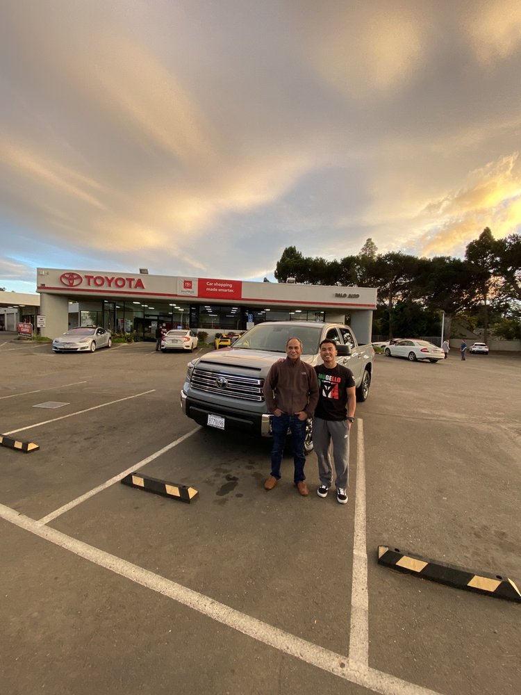 Magnussen's Toyota of Palo Alto