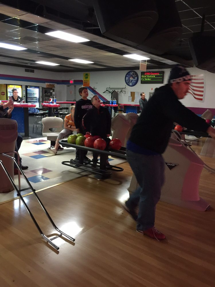 Chacko’s Family Bowling Center 14 Photos & 14 Reviews Bowling 195