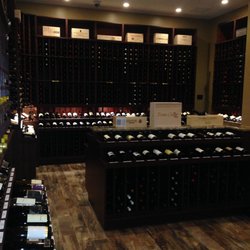 The Wine Cellar 13 Photos Tasting Room 9118 Strada Pl Photo Of The Wine Cellar Naples Fl United States Inside