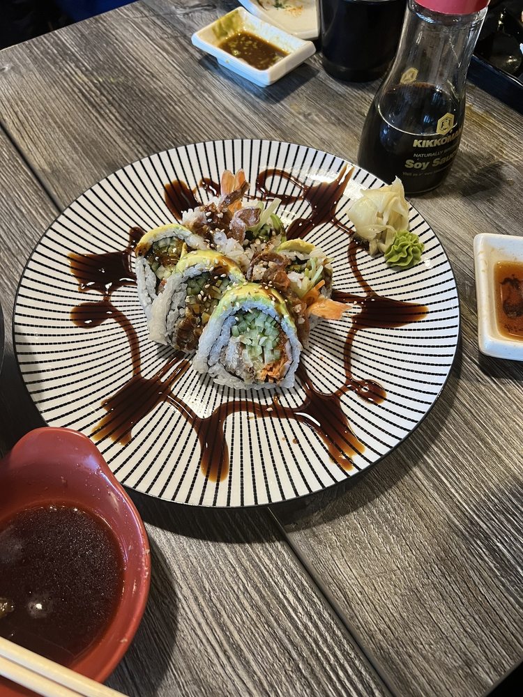 Tobiko Sushi