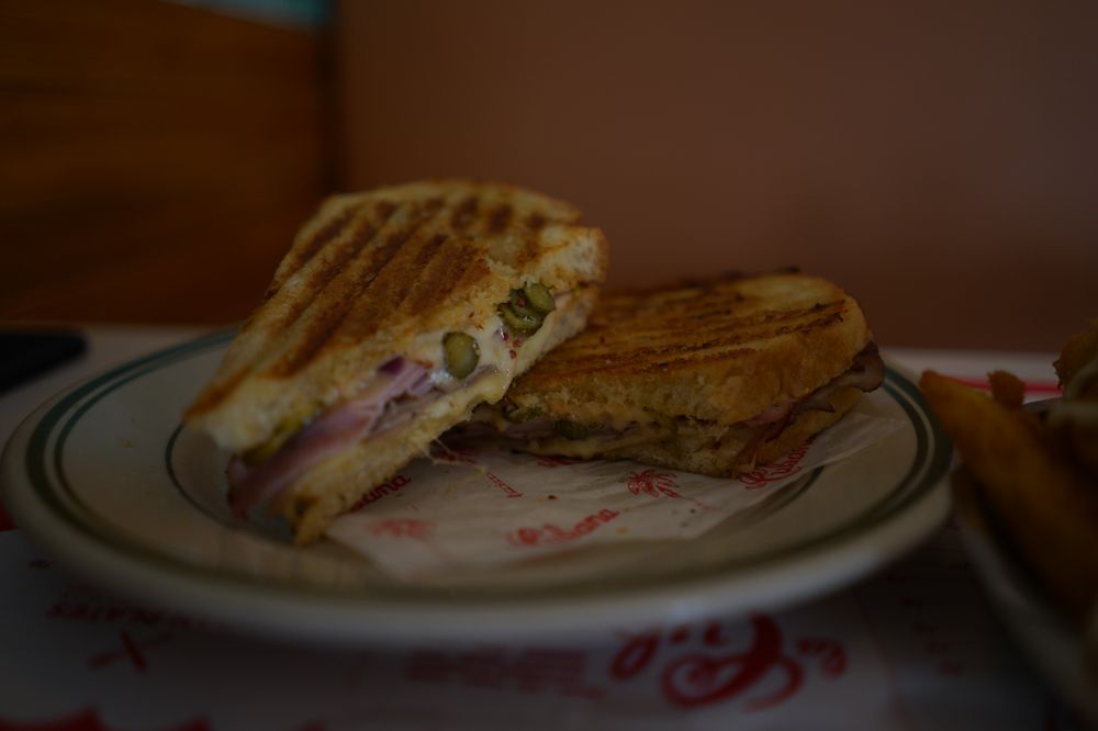 La Cubana