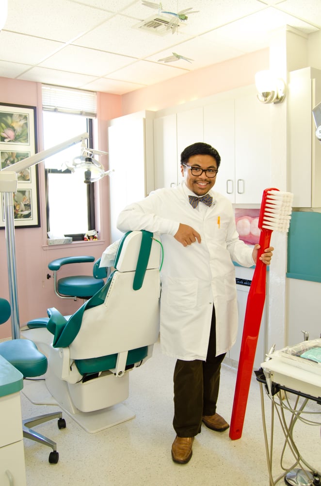 image of business Raynato Castro, DDS