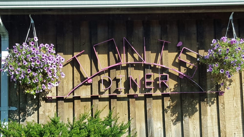 Toni's Diner front sign