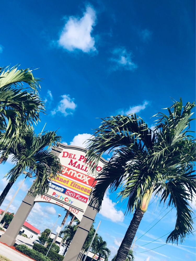 Del Prado Mall
