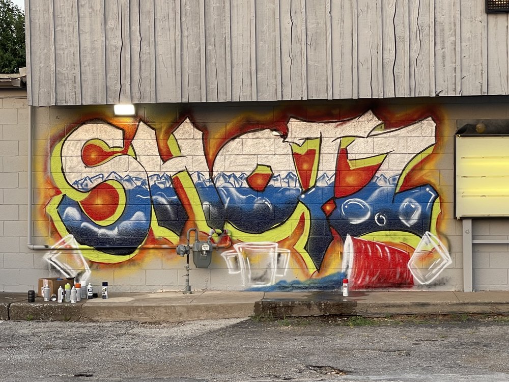 Shotz Liquor & Smoke