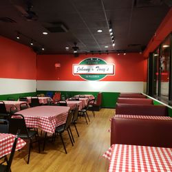Johnny Tony S Italian Beef Pizzeria 18 Photos Pizza 426 N Photo Of Johnny Tony S Italian Beef Pizzeria Elmhurst Il United States