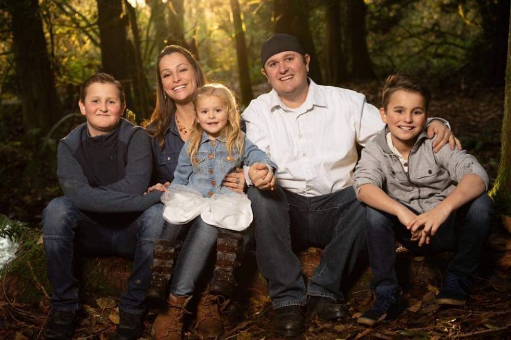 Hand In Hand Remodel And Repair