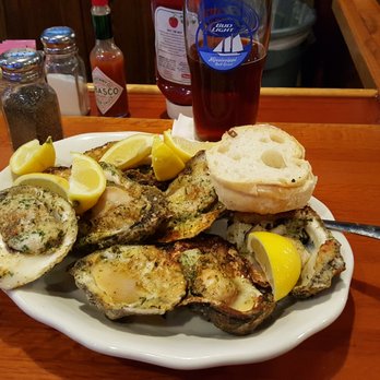 White Cap Seafood Restaurant 106 Photos 127 Reviews Photo Of White Cap Seafood Restaurant Gulfport Ms United States Who Knew