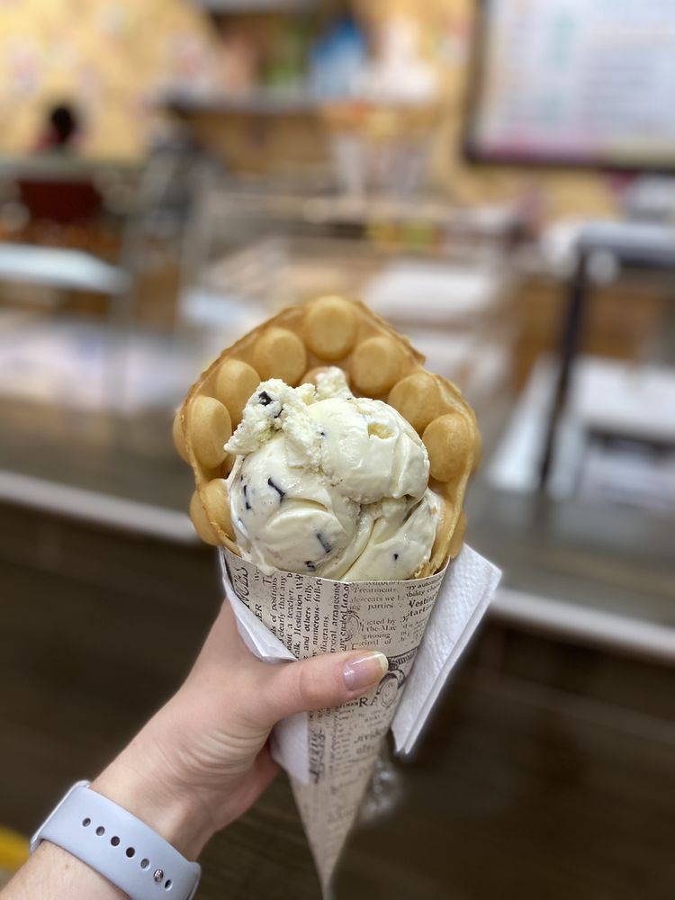 Cleveland's Old Fashioned Ice Cream