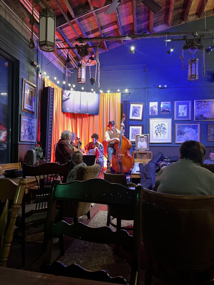 Petty Thieves Brewing Company