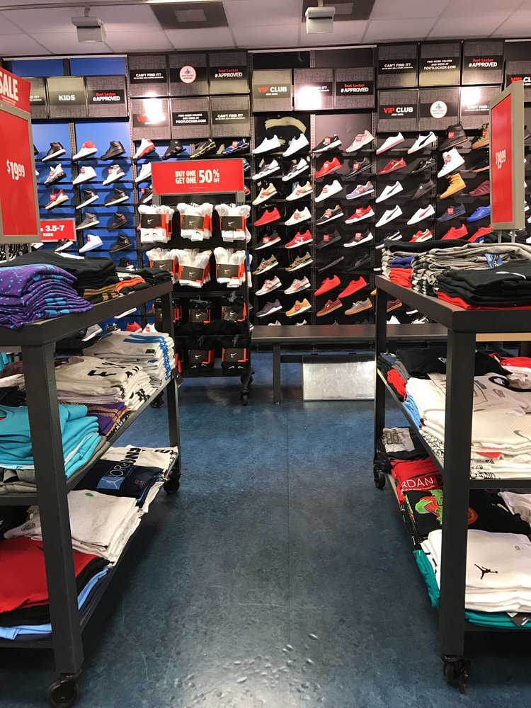 mens foot locker near me