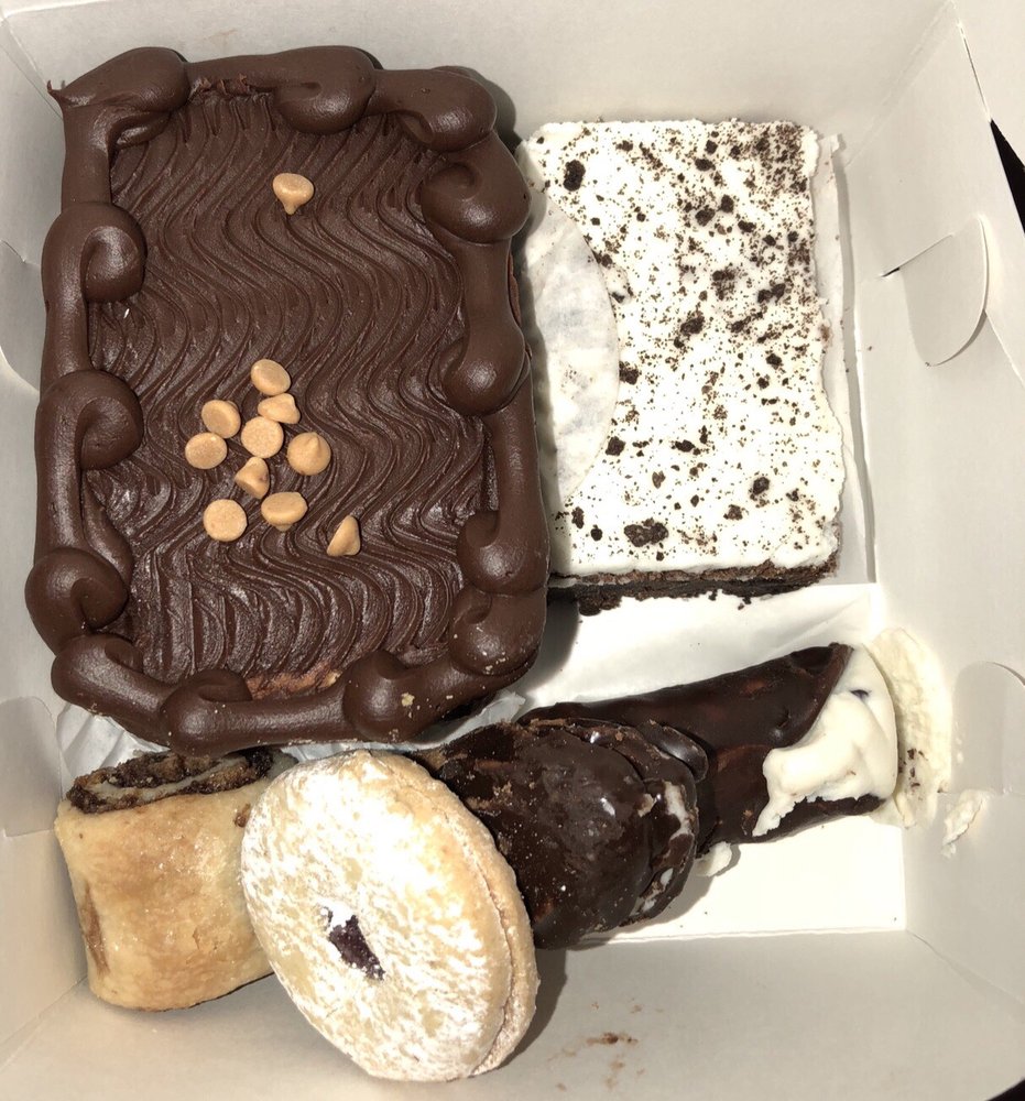 La Rosa’s Bakery 32 Photos & 33 Reviews Bakeries 79 E Newman