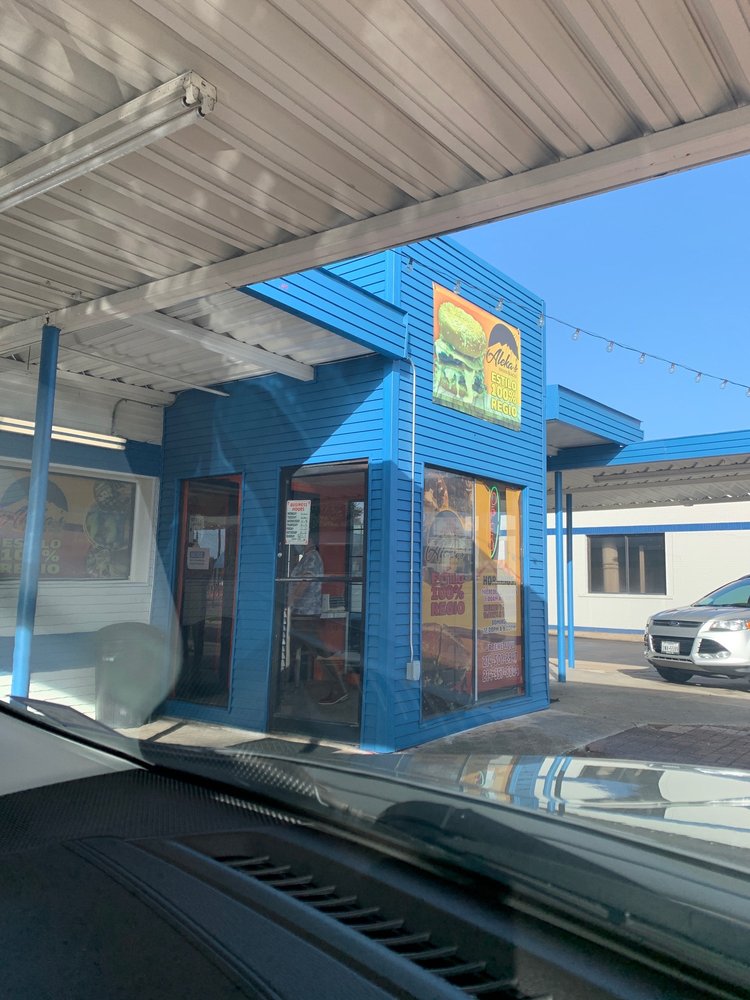 Aleka's Burgers & Tacos