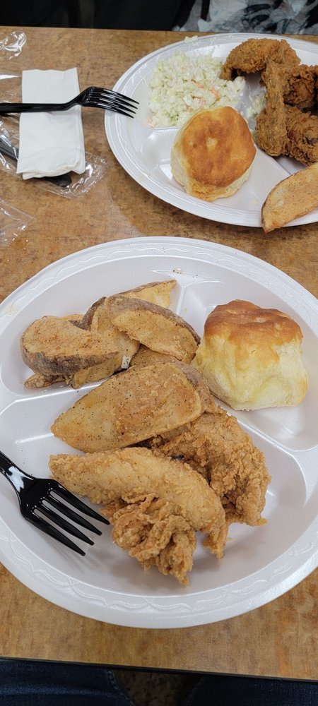 Lee's Famous Recipe Chicken Lee's Famous Recipe Chicken
