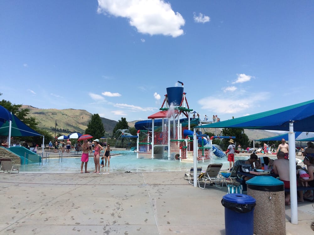 The Splash Water Park 10 Reviews Water Parks 3151 Illinois St