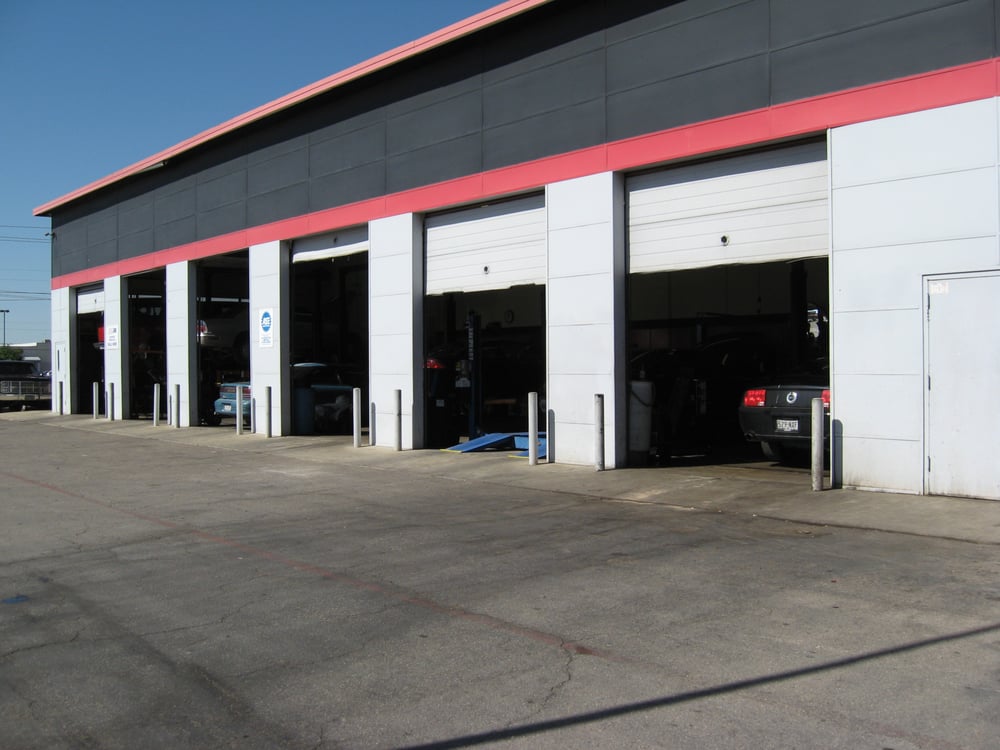 Premier Car Care Center 13 Photos Auto Repair 3900 E 42nd St