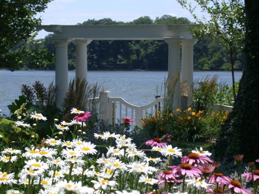 Mchale Landscape Design Architects 6212 Leapley Rd Photo For Mchale Landscape Design
