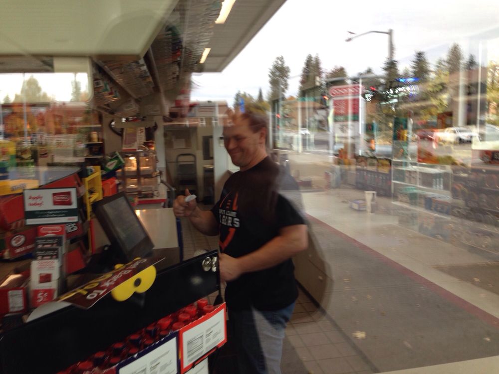 Grand Boulevard Conoco