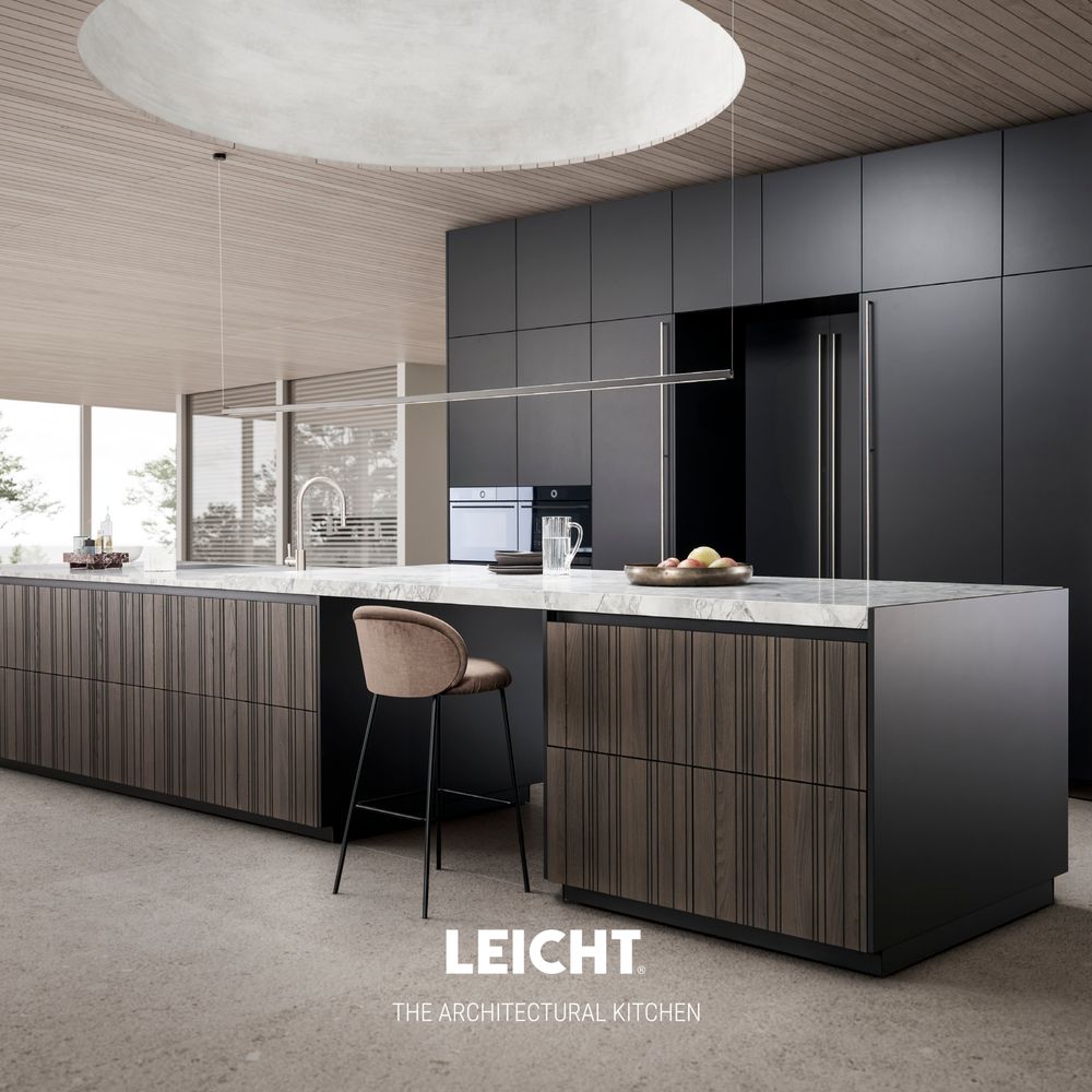 Leicht South Coast Plaza