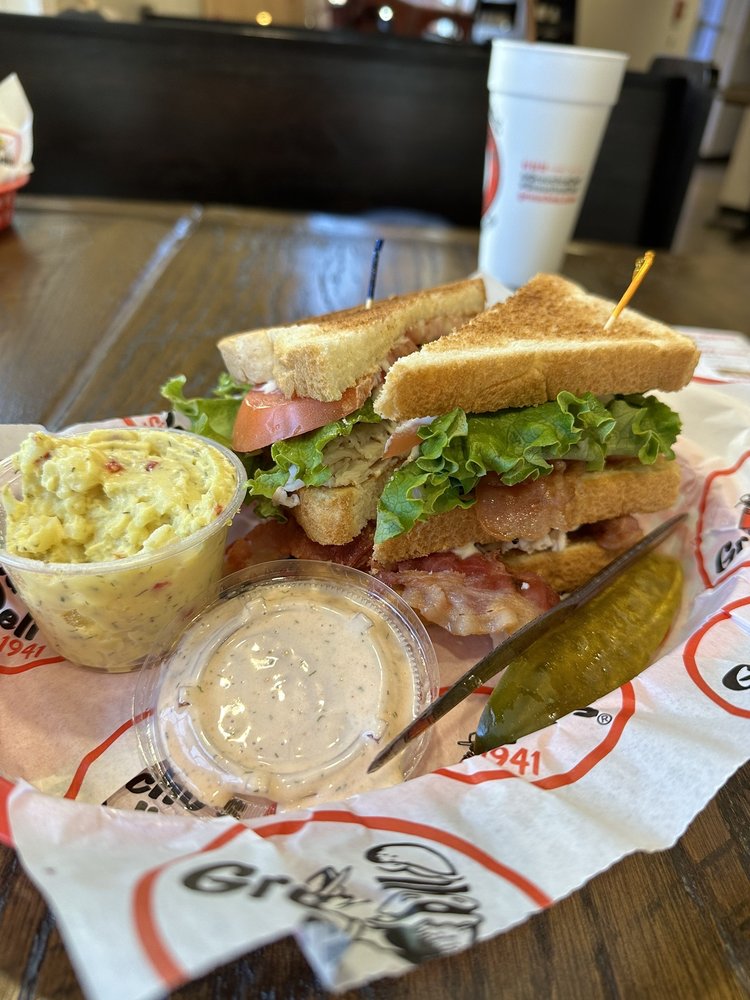 Groucho's Deli