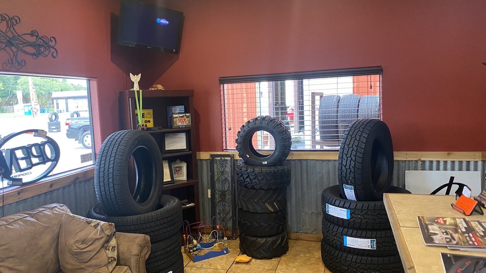 Carlos Garcia Tire Shop