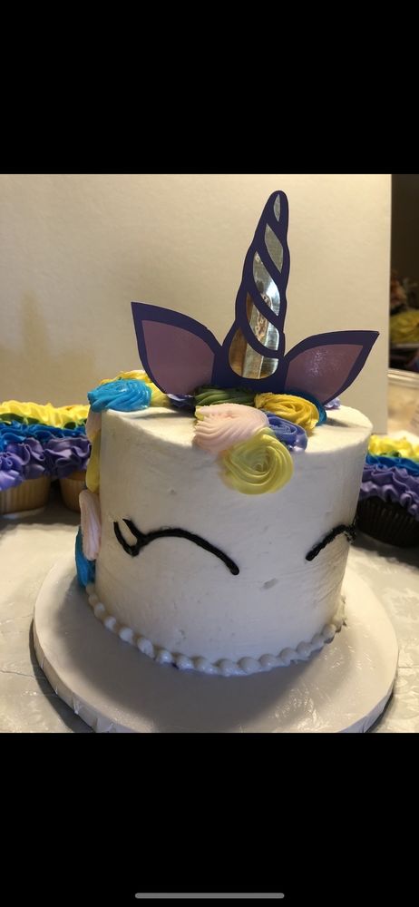 The Cake Pros, A Blessing Table