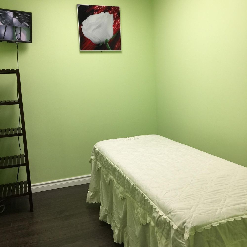 Lemon Tree Spa
