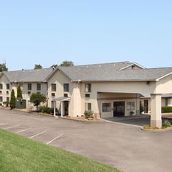Ramada Limited Tell City Hotels 235 Orchard Hill Drive Photo Of Ramada Limited Tell City In United States