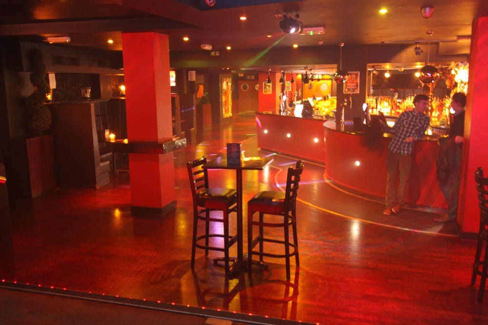 Q Club · Reading | Licklist