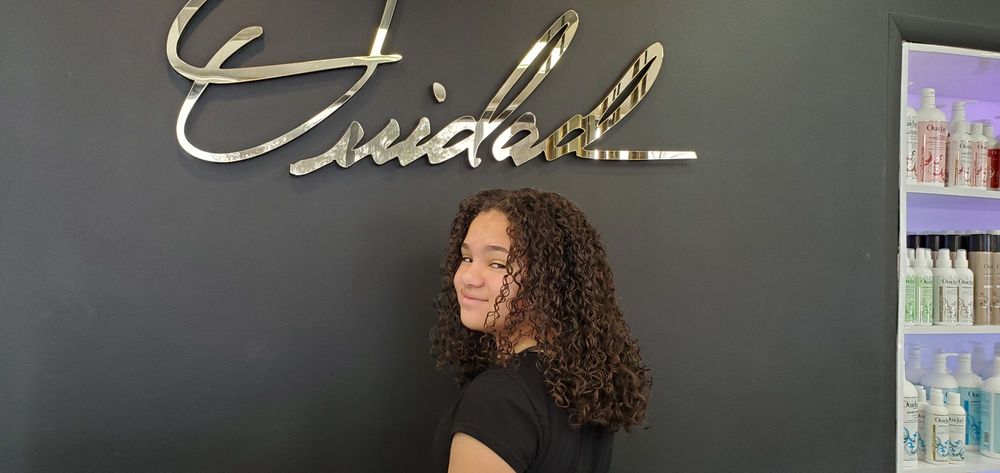 Ouidad Salon Fl - The Curl Experts