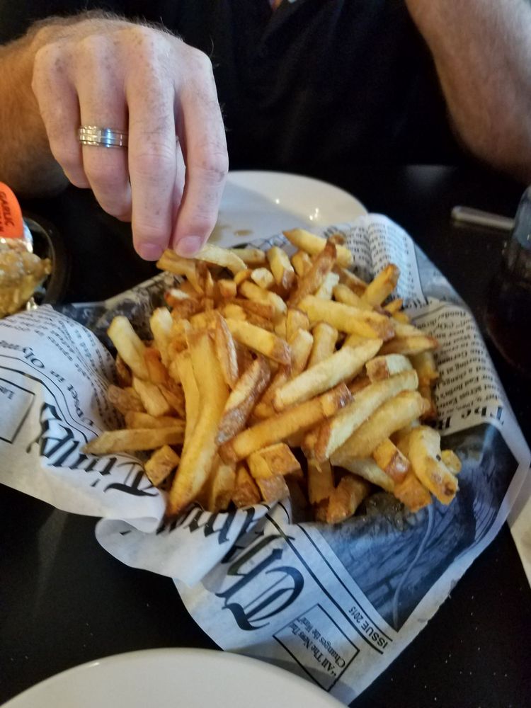 Wingman Brew N Que 14 Photos Bars 9074 Us522, Lewistown, PA