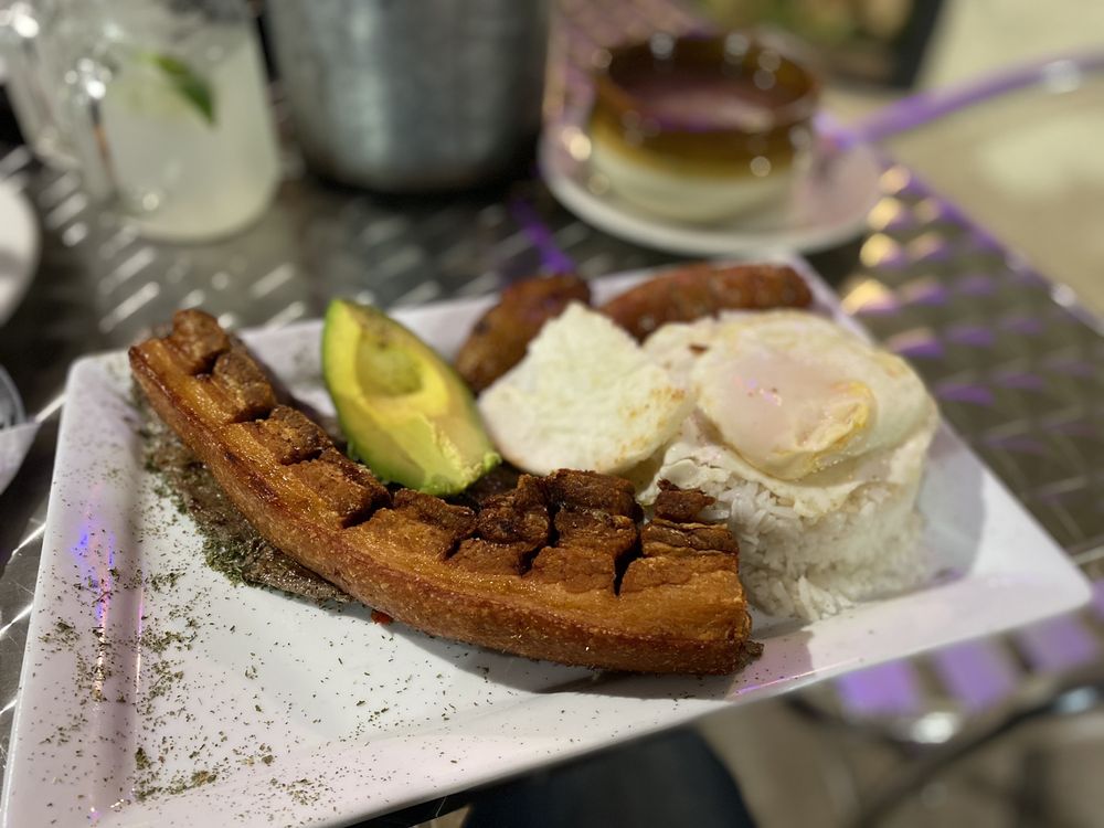 Altoque Colombian Food