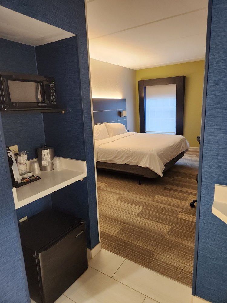 Holiday Inn Express & Suites Conover