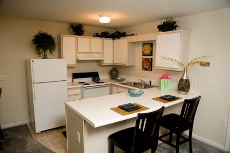 Cross Creek Apartments