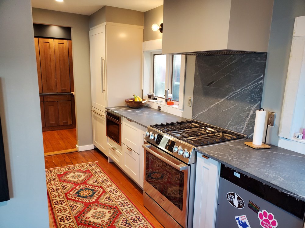 image of business CD Renovations and Remodeling 