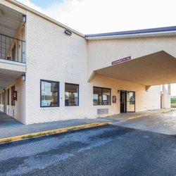 Econo Lodge 15 Photos Hotels 205 State Hwy 1947 Grayson Ky Photo Of Econo Lodge Grayson Ky United States