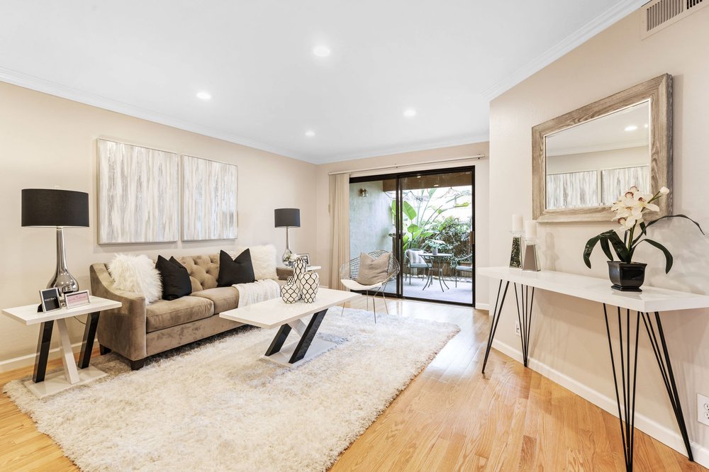 image of business Pink Door Interiors