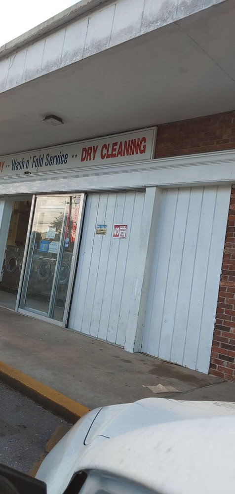 Colonial Laundry & Dry Cleaning Center