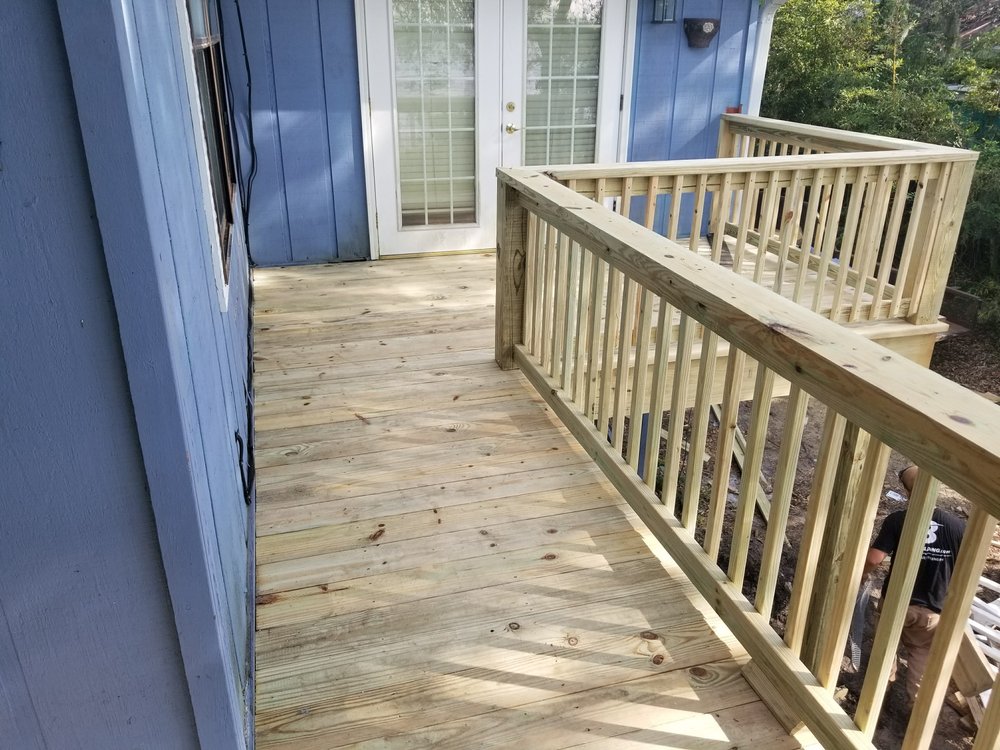 image of business Hoss Cats Construction