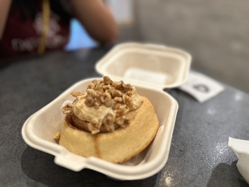 Cinnaholic Cinnaholic