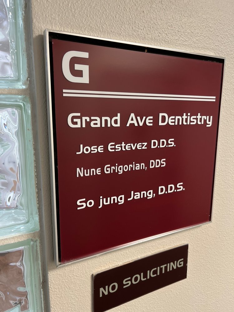 image of business Grand Avenue Dentistry