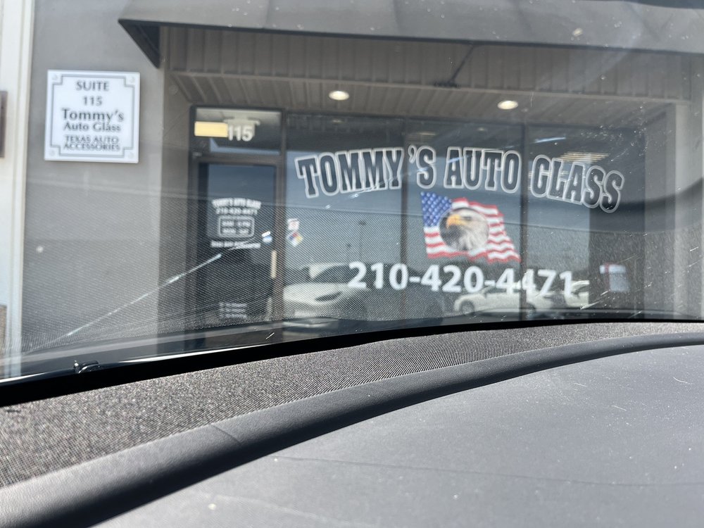 Tommy's Auto Glass & Windshield Repair