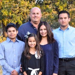We Paint 30 Photos 13 Reviews Painters 6724 Fredericksburg Photo Of We Paint Stockton Ca United States Gonzalez Family