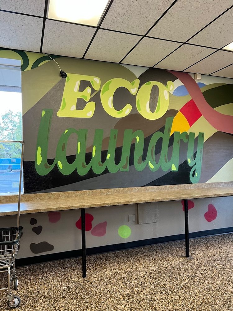 Blue Sky Eco Laundry/Lavanderia