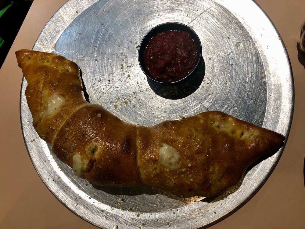 Uncle Louie's Pizza Lounge