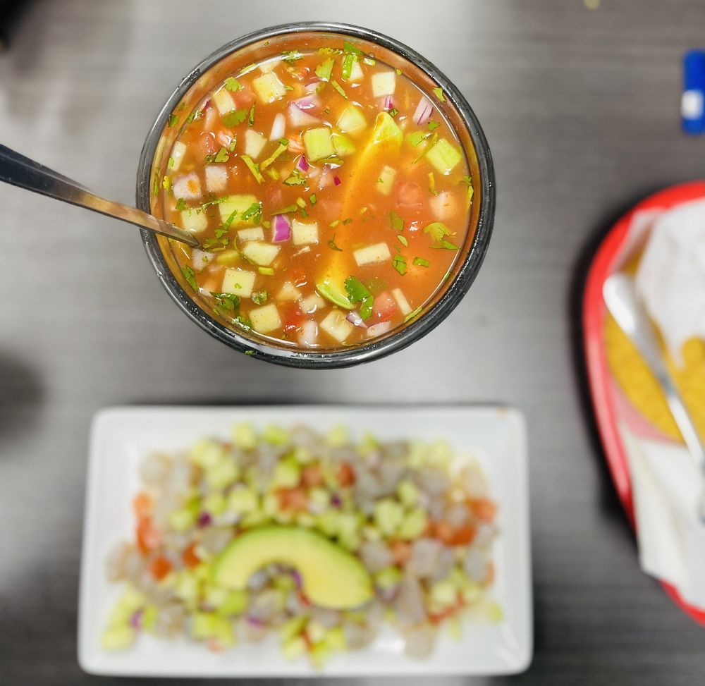 La Cruda Mariscos