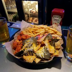 Best Restaurants Near Staples Center In Los Angeles Ca Last 24 King S Cove