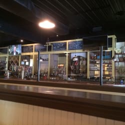 Best Dog Friendly Restaurants In Avon Ct Last Updated October Rooster Co