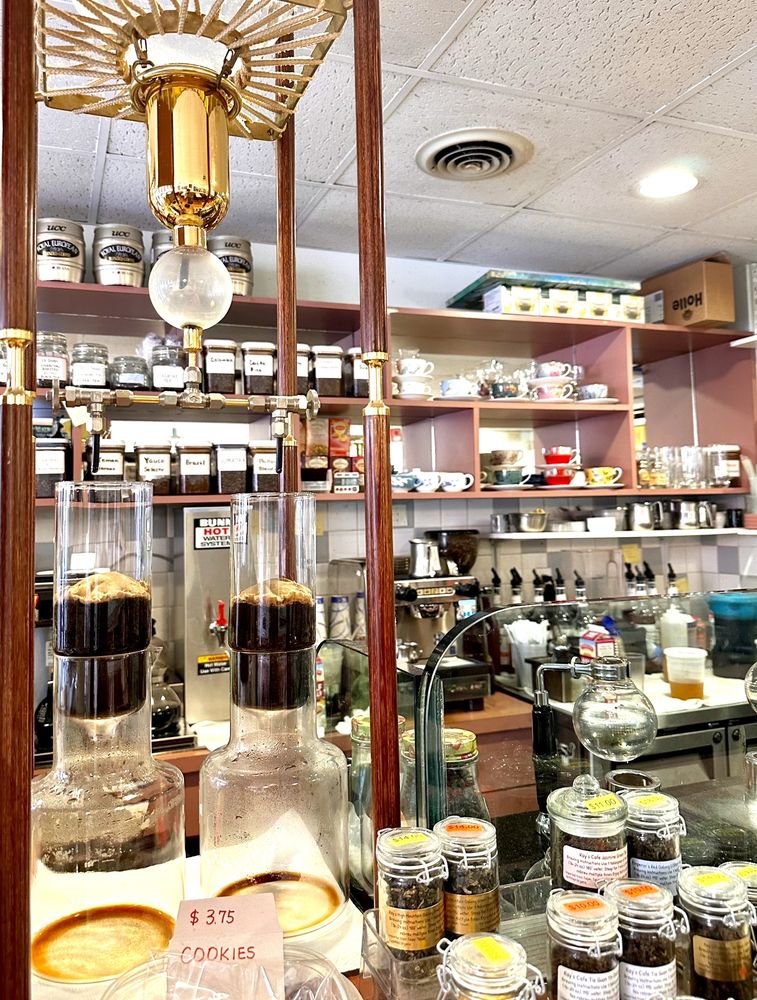 Ray's Café & Teahouse